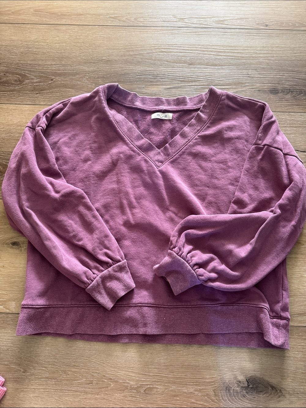 Madewell V-Neck Pullover Sweater in Mauve